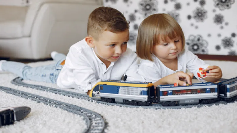 FamousParenting: The Modern Way to Best Train Children